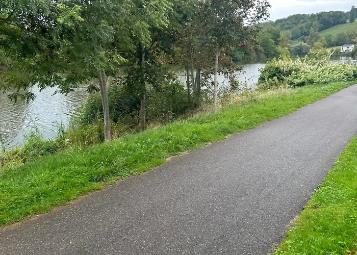 Maison Au Bord De L'eau Apartmán *