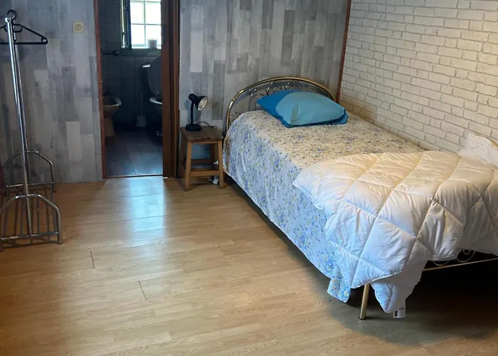 Maison Au Bord De L'eau * Millery (Meurthe-et-Moselle)